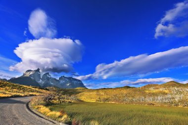 günbatımı içinde park torres del paine