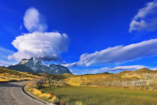 Günbatımı içinde park torres del paine Stok Resim