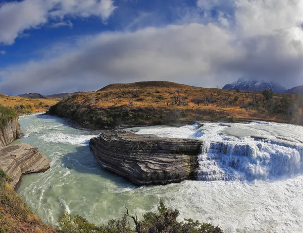 Cascades Paine-rock in the Rio Paine — Stock Photo, Image