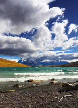 Bulutların Rüzgar esiyor