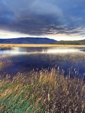 Gök gürültüsü bulutlar ile kaplıdır