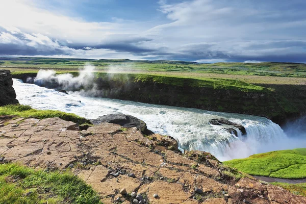 Grand Gullfoss in mid-July — Stock Photo, Image