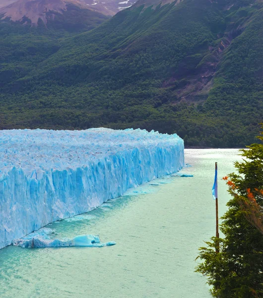 Glaciären i sjön Argentino — Stockfoto