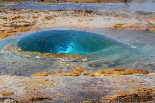 Famous geyser Strokkur — Stock Photo, Image