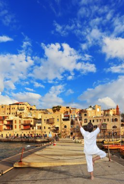 Tel Aviv Yafa'da karşı kadın
