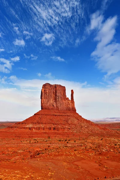 Klippen aus rotem Sandstein — Stockfoto