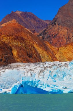 The huge blue-white glacier clipart