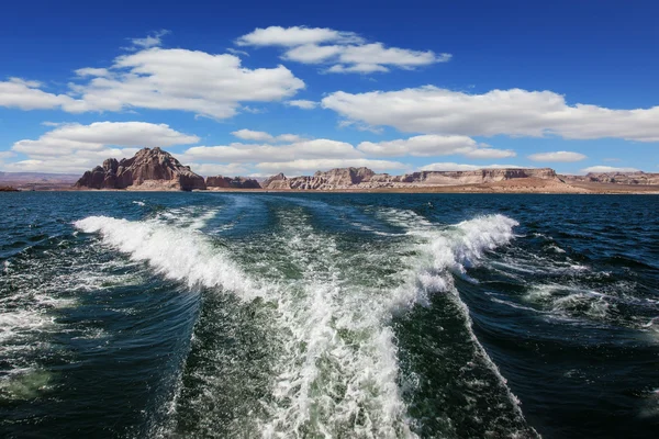 Lake Powell Colorado Nehri üzerinde