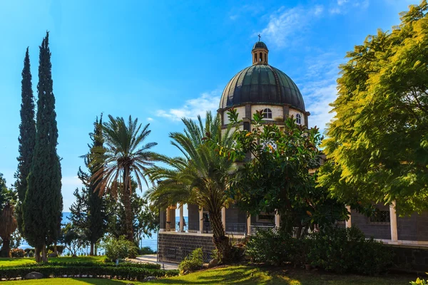 Monastère catholique et petite église — Photo