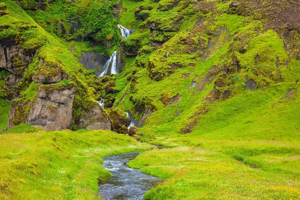 Cascade pittoresque cascade — Photo
