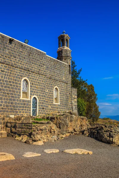 Eglise de Primauté sur Mer Gennesaret — Photo