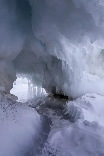 눈 얼음의 동굴. — 스톡 사진