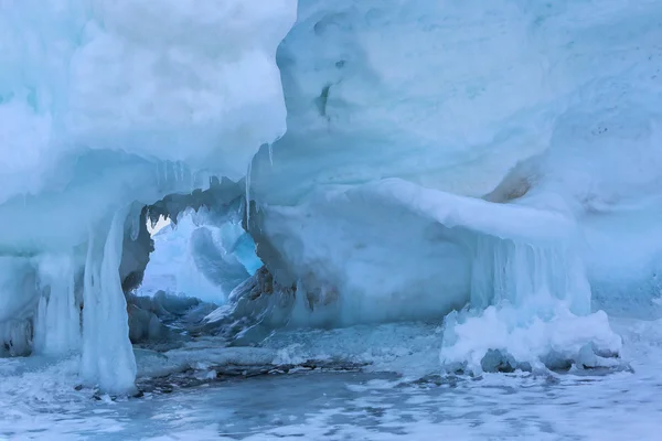 Schneehöhlen aus Eis. — Stockfoto