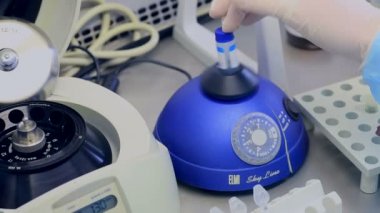 Bir santrifüj Pcr mikrotüpler için karıştırma