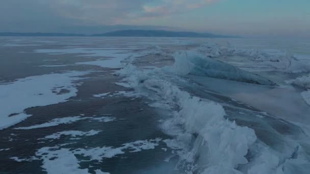 Grandes bloques de grieta de hielo . — Vídeo de stock