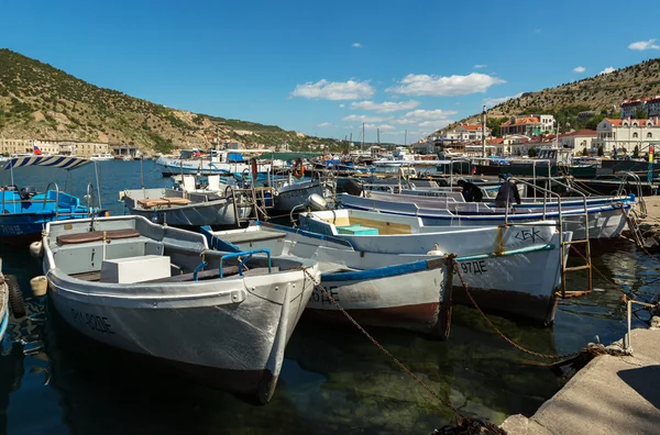 Sevastopol Junho 2016 Iates Barcos Baía Balaclava Antiga Base Submarina — Fotografia de Stock