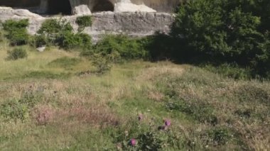 Şehir Eski Kermen Ortaçağ Kalesi şehirde Kırım Yarımadası mağara.