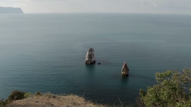 Mooi Kaap Fiolent. Heraclean schiereiland aan de zuidwestelijke kust van de Krim. — Stockvideo