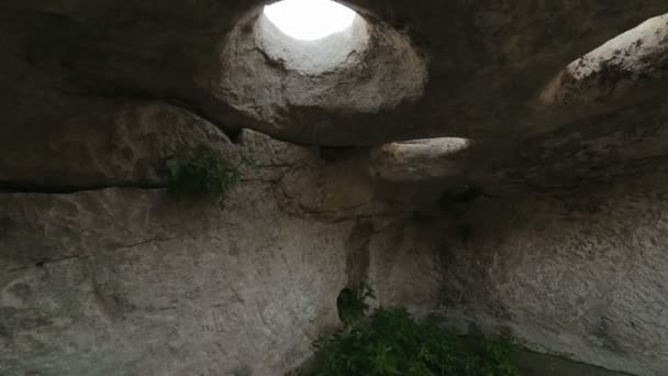 Cave city Eski-Kermen medieval fortress town in peninsula of Crimea. — Stock Video