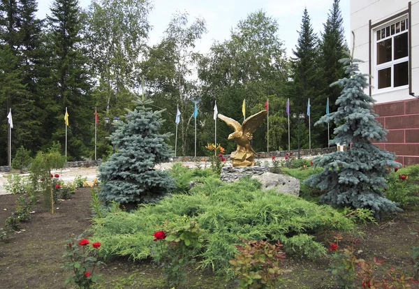 Skulptur des Steinadlers. — Stockfoto