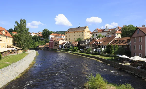 Krajobraz lato piękne historyczne centrum cesky kru — Zdjęcie stockowe