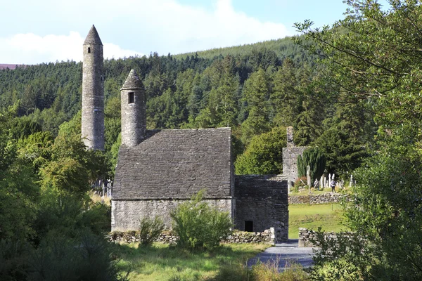 Kyrkan av St Kevin och Rundetårn — Stockfoto