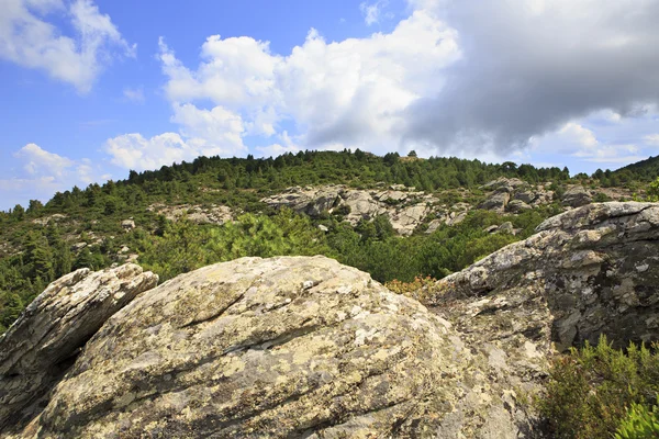 Picturesque rocks in mountains. — Stock Photo, Image