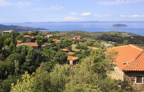Settlement on the coast of Aegean Sea. — Stock Photo, Image