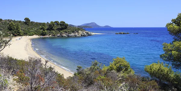 Saf beyaz kum plaj Ege Denizi bay. — Stok fotoğraf