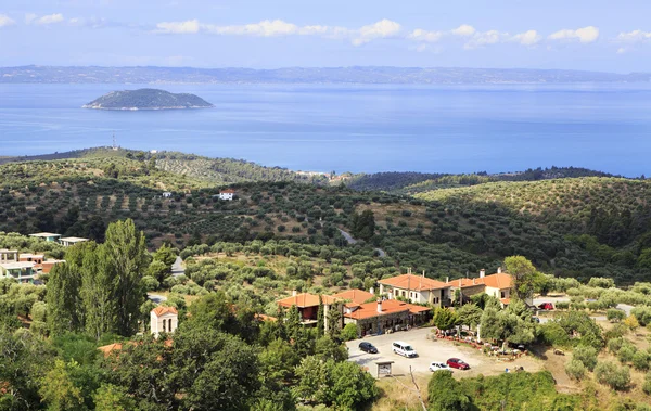 Settlement on the coast of Aegean Sea. — Stock Photo, Image