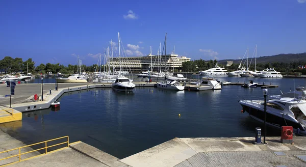 Yachtmarinan i Porto Carras Meliton — Stockfoto