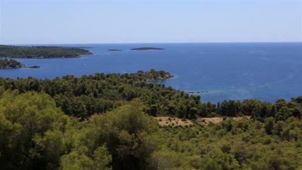 Belle côte de la péninsule de Sithonie. Grèce du Nord .