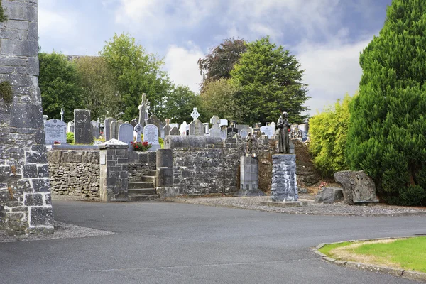 Cemetery in the Holycross Abbey. — Stock Photo, Image