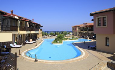 Çekme Makinası Anthemus Sea Beach Hotel Yüzme Havuzu.