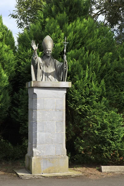 Monumento al sacerdote dell'Abbazia di Holycross . — Foto Stock