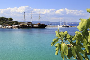 Gemi Ormos Panagias harbor