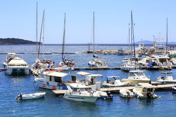 Neos Marmaras 'taki Marina — Stok fotoğraf