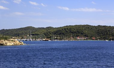 Ormos Panagias, Bucht