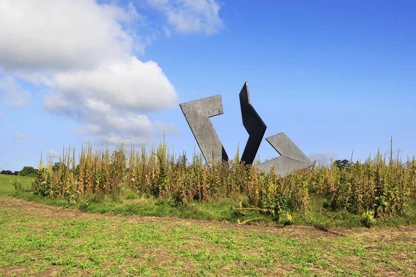 Monument in the park on territory of Kilkenny Castle — Stock Photo, Image