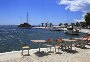 Neos Marmaras iskele Cafe.