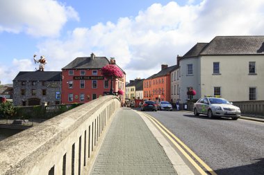 Kilkenny nehir Nore üzerinde köprü.
