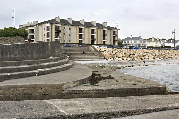 Galway promenade and the Atlantic Ocean. — Stock Photo, Image