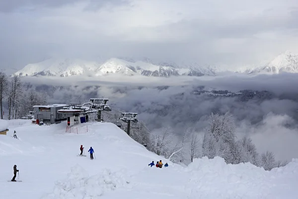 Лижний підйомник у Роза Хутор альпійський курорт — стокове фото