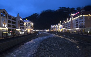 Gece manzara Rose Valley.