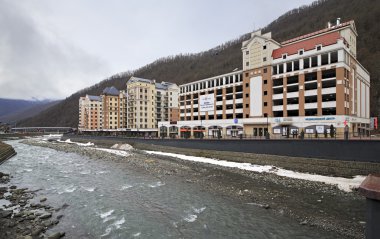 Rosa Khutor Alpine Resort mimarisinde