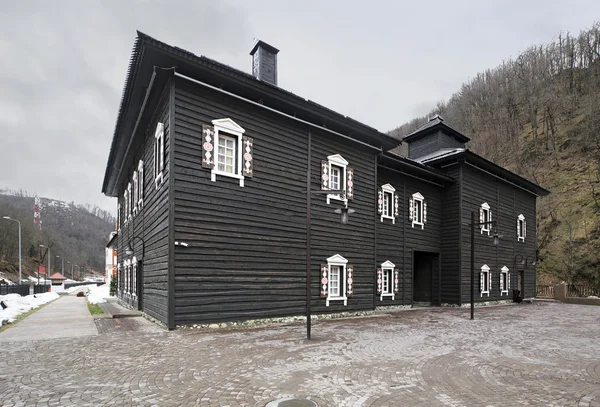 Zabytkowej architektury na Syberii. Centrum kultury i etnograficzne My Rosji. — Zdjęcie stockowe