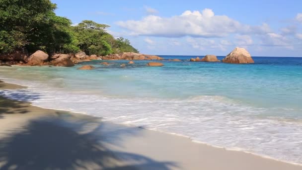 Schöner Strand anse lazio. — Stockvideo