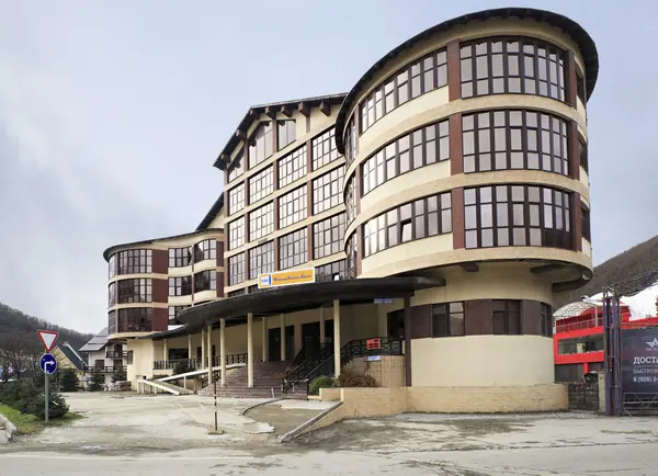 Administratief gebouw in het Gorki Gorod Resort — Stockfoto