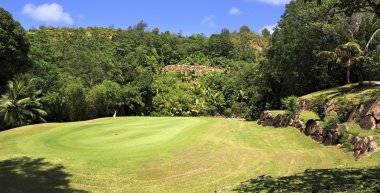 Constance Lemuria Resort güzel golf sahası.