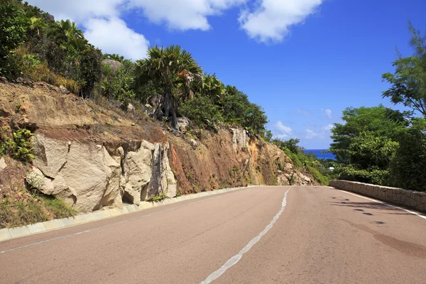 Nueva carretera alrededor del hotel Raffles Praslin Seychelles . —  Fotos de Stock